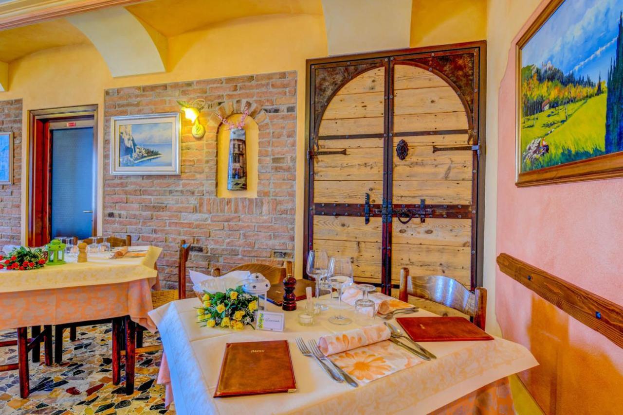 Hotel Castello Tignale Buitenkant foto