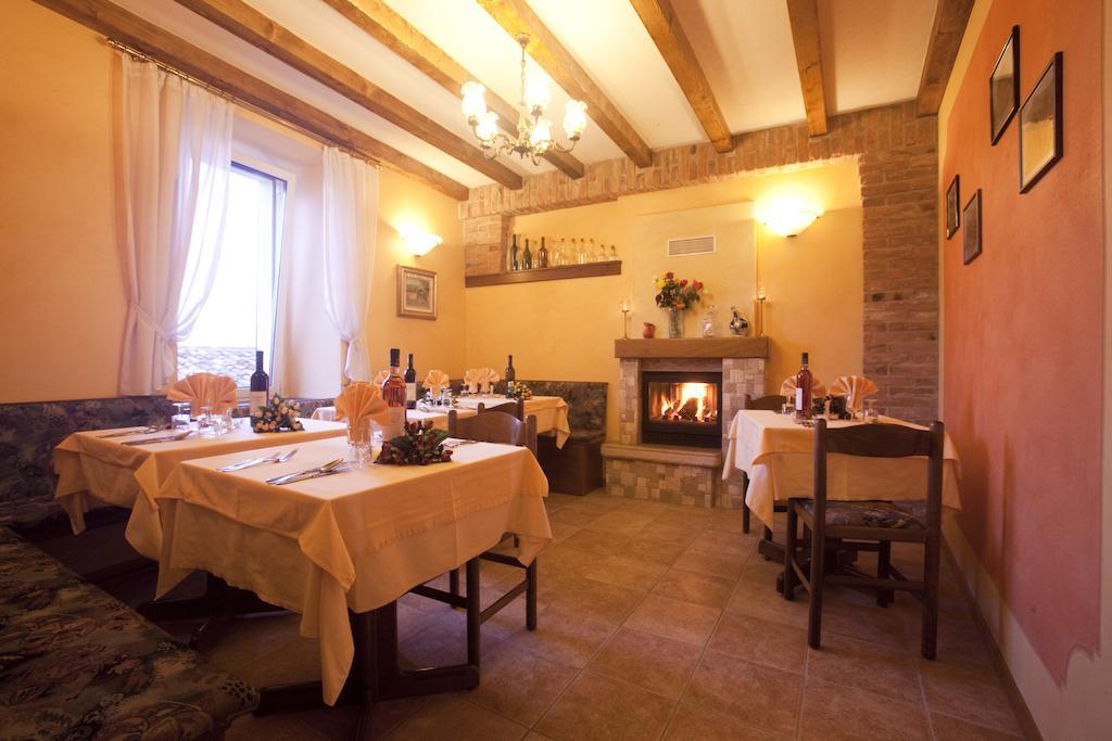 Hotel Castello Tignale Buitenkant foto
